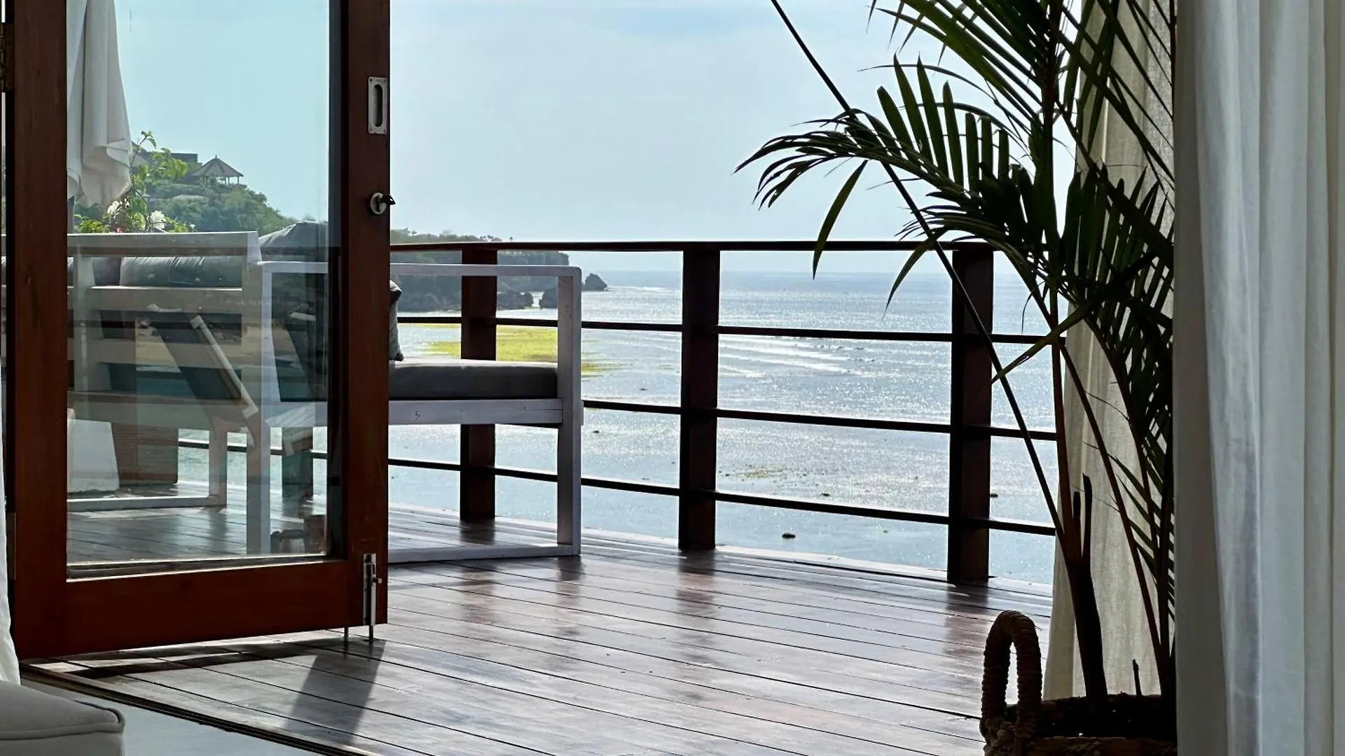 Villa Bingin High Tide Uluwatu